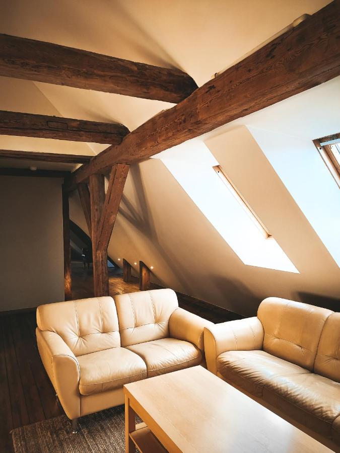 Kupfernams Hotel Ventspils Buitenkant foto